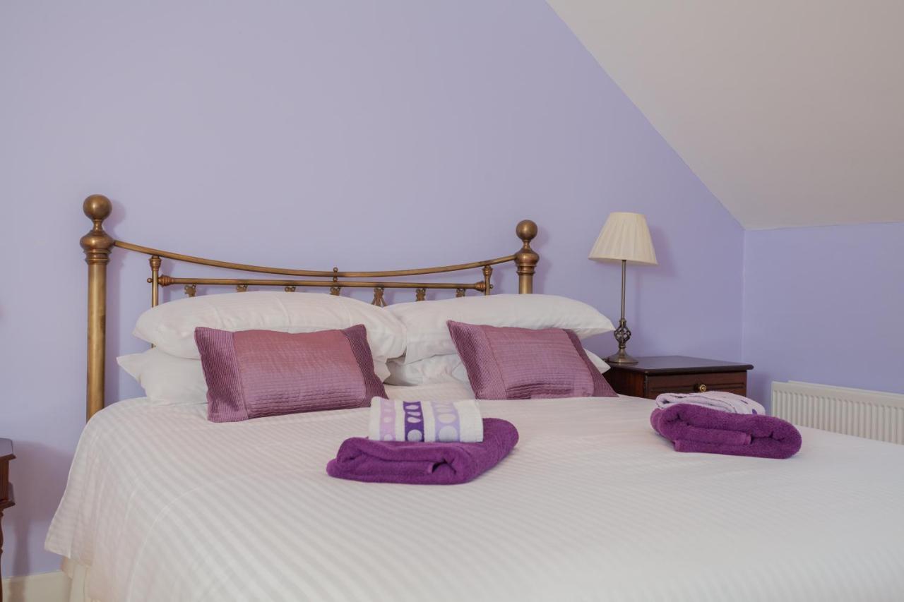 Вилла Beautiful Mountain Views & Private Hot Tub Kilcoo Экстерьер фото